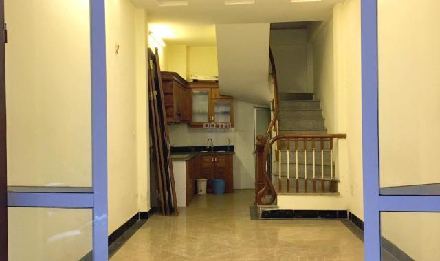 Bán nhà phố Kim Đồng, ô tô cách 50m, đẹp, 35m2 x 4 tầng. Giá 3,2 tỷ