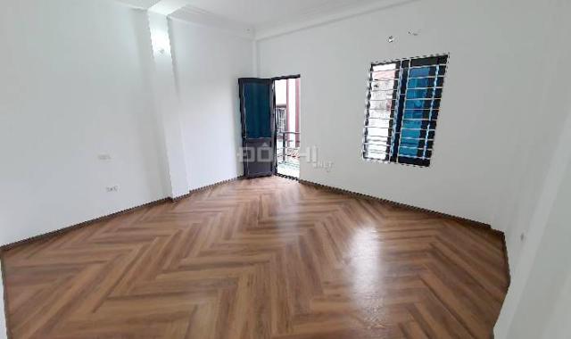Bán nhà phố Kim Đồng, ô tô cách 50m, đẹp, 35m2 x 4 tầng. Giá 3,2 tỷ