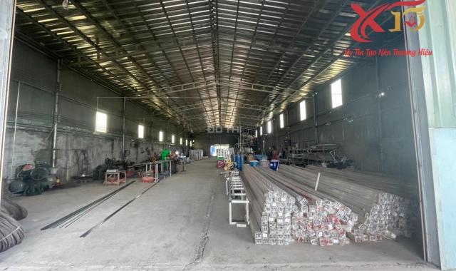 Cho thuê xưởng giá rẻ 1.700m2 giá 20 triệu/tháng-Thiện Tân-Vĩnh Cửu-Đồng Nai