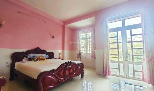 Bán nhà đường số Nguyễn Duy Trinh, Quận 9, nhà đẹp, đường 10m, 117m2, giá 10.5tỷ bán gấp