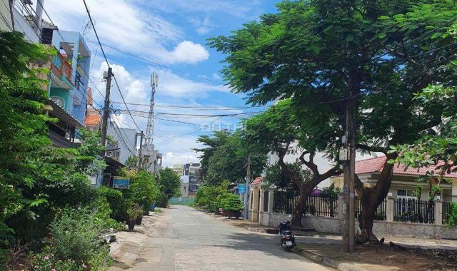 Bán nhà đường số Nguyễn Duy Trinh, Quận 9, nhà đẹp, đường 10m, 117m2, giá 10.5tỷ bán gấp