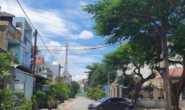 Bán nhà đường số Nguyễn Duy Trinh, Quận 9, nhà đẹp, đường 10m, 117m2, giá 10.5tỷ bán gấp