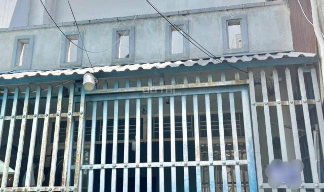 Cho thuê nhà nguyên căn - Đường phạm Hữu Lầu Q 7- Dt 4x12 - 2pn - Giá rẻ 5.5 triệu