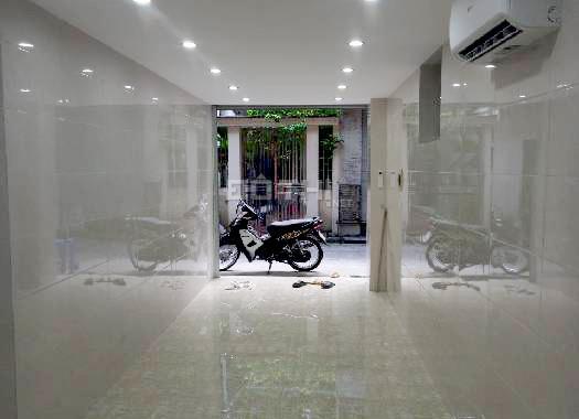 Bán nhà Tân Mai-Kim Đồng, tập thể tầng 1 kinh doanh, 45m2 2 PN, ô tô vào. Giá 1,65 tỷ