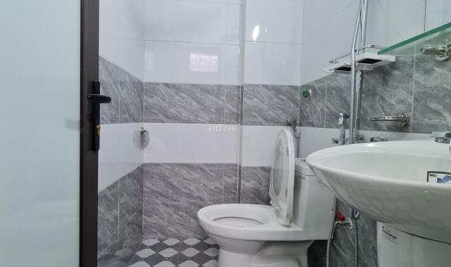 Bán nhà Tả Thanh Oai Thanh Trì 35m2 ô tô 7 chỗ qua cửa nhỉnh 2 tỷ