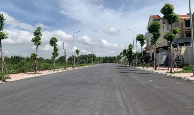 Bán gấp 526m đường 17m thông sang đấu giá Cự Khối, phân lô tách thửa tốt