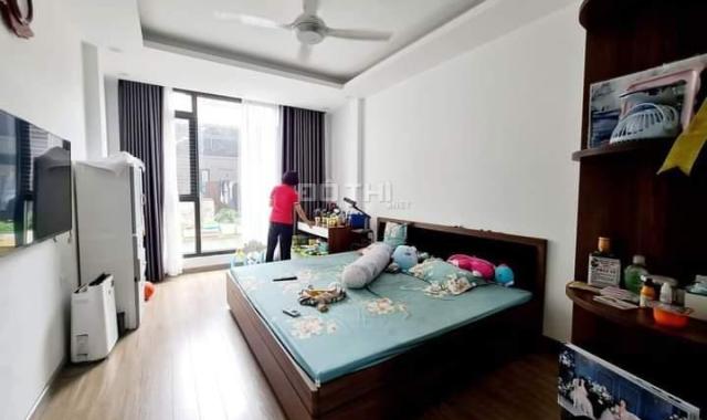Cho thuê phòng riêng nhà 4 tầng phố An Dương Vương tây hồ
