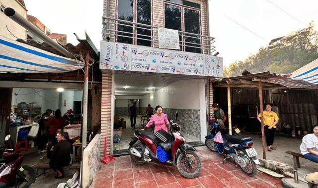 Bán nhà mặt phố tại Phường Noong Bua, Điện Biên Phủ, Điện Biên diện tích 100m2