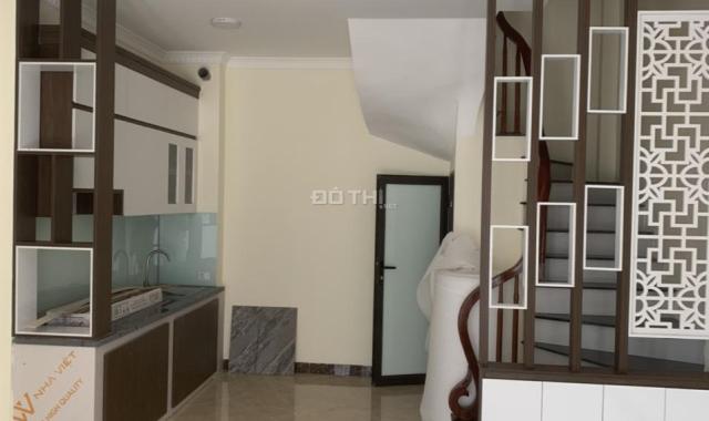 Bán nhà đẹp rẻ tại phường Cự Khối, quận Long Biên, Hà Nội xây dựng 4 tầng