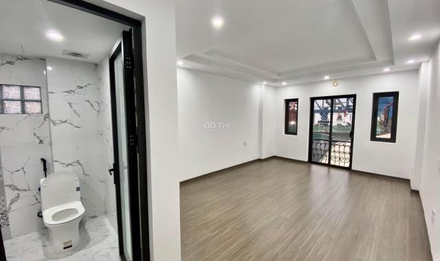 Bán Nhà Hoàng Văn Thái- Quận Thanh Xuân, 1 bước Oto, Ở Ngay. 43m x4 Tầng.MT4m. 5 tỷ