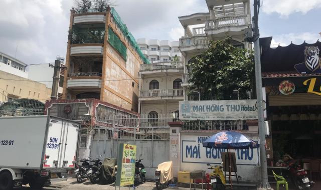 BIỆT THỰ NGAY VÒNG XOAY 3/2 vs CMT8, DTSD: 1,300 M2, 4 TẦNG, 25 PN, SÂN RỘNG, 250TR/T