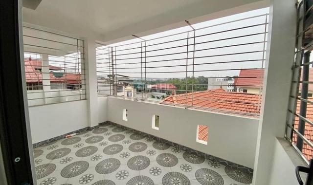 Ô tô qua nhà 35m2 4 tầng 1 lửng nhỉnh 2 tỷ Tả Thanh Oai Thanh Trì