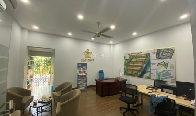 Chủ ngộp ngân hàng, bán nhà KDC Khang Điền, Quận 9, 131m2, 3 lầu, 16,5tỷ(thương lượng)