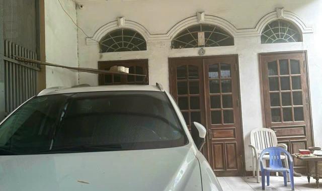 Bán nhà tại Hồ Tây - Đặng Thai Mai DT 220m2 - MT 9m