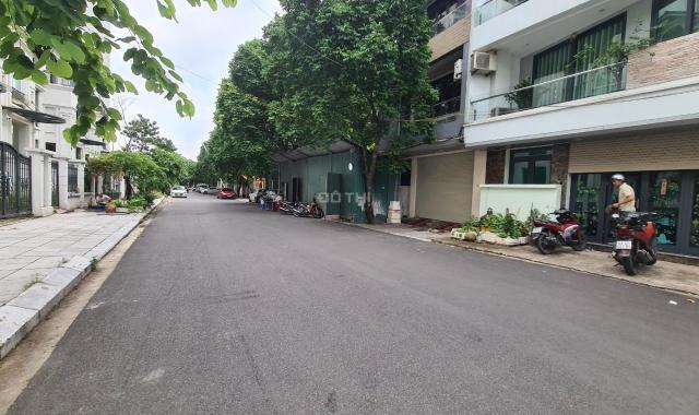 Chính chủ bán nhà 47m2 5T thang máy ngõ 158 võ chí công khu phân lô ôtô tránh kinh doanh vp