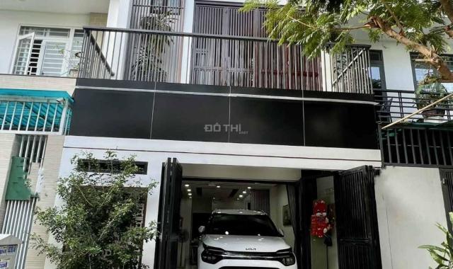 Bán nhà 3 tầng DTSD 300m2 KDT Hà Quang - TP Nha Trang sổ đỏ hoàn công