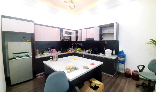 Nhà rộng hẻm xe hơi hơn 5m. Gần Giang Ghẹ Trường Chinh, 4.8 tỷ