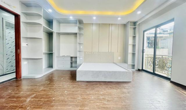 Bán Nhà Lương Đình Của- Quận Đống Đa. Thang Máy, Tặng Nội Thất. 45m x6 tầng. MT4,6m. 7 tỷ