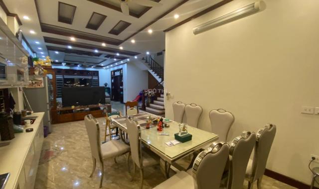 BÁN BIỆT THỰ 3 TẦNG KĐT CỘT 5,8 MỞ RỘNG,P.HỒNG HÀ,HẠ LONG. DT:312M2,MT:12M. !!!