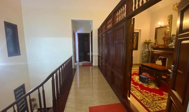BÁN BIỆT THỰ 3 TẦNG KĐT CỘT 5,8 MỞ RỘNG,P.HỒNG HÀ,HẠ LONG. DT:312M2,MT:12M. !!!