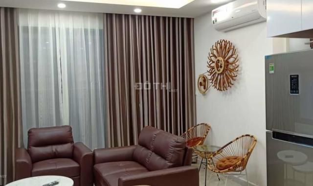 Cho thuê chung cư Golden West 2 Lê Văn Thiêm, 2PN Đủ Đồ
