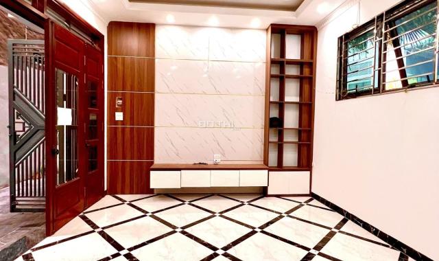 Bán nhà Minh Khai , giảm chào 300tr còn 3,8 tỷ , 45m2 , mặt tiền 6,3m dài như người mẫu