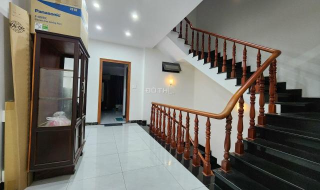 Cho thuê tầng trệt + tầng 1 nhà phố tại khu đô thị Vạn Phúc