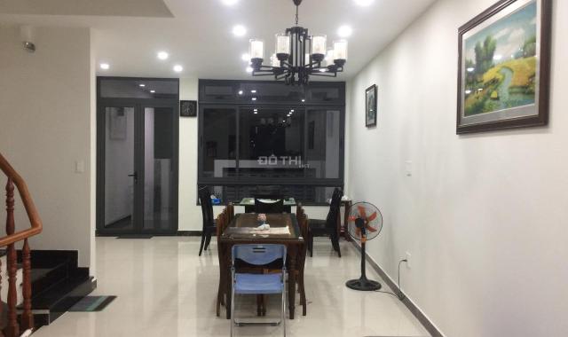 Cho thuê tầng trệt + tầng 1 nhà phố tại khu đô thị Vạn Phúc