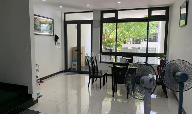 Cho thuê tầng trệt + tầng 1 nhà phố tại khu đô thị Vạn Phúc