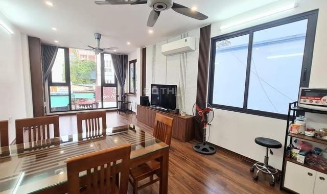 Cực hot bán nhà mặt phố Bạch Mai lô góc 52m2 thang máy chỉ 12 tỷ