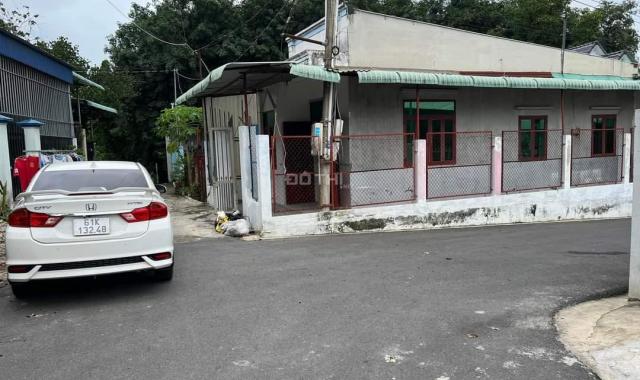 Nhà tân định, bến cát, binh dương. 100m2 SHR