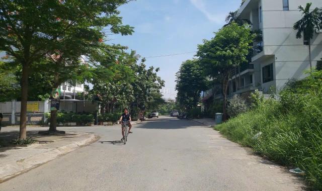 Bán đất mặt đường 63 KDC Phú Nhuận 10ha Q.2 gần chợ tân lập (165m2) nền j2 LH. 0918 481 296