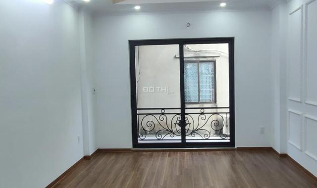 Nhà đẹp Ngô Gia Tự, Long Biên, 32m x 5T x mt4m, 2.95 tỷ, 0971320468