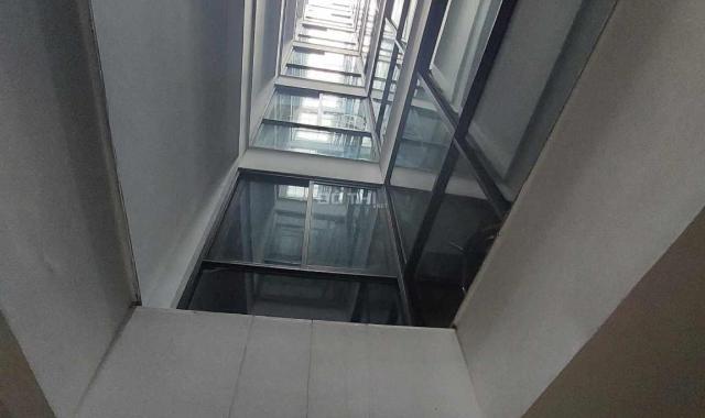 Mặt phố Vũ Miện, bán toà căn hộ 7 tầng 1 hầm, diện tích 140m2, mặt tiền 6.5mét, giá 115 tỷ