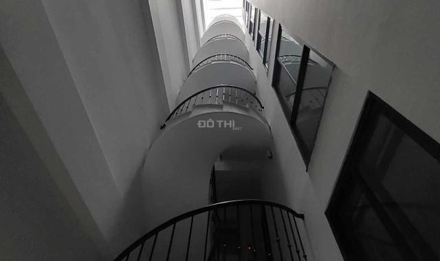 Mặt phố Vũ Miện, bán toà căn hộ 7 tầng 1 hầm, diện tích 140m2, mặt tiền 6.5mét, giá 115 tỷ