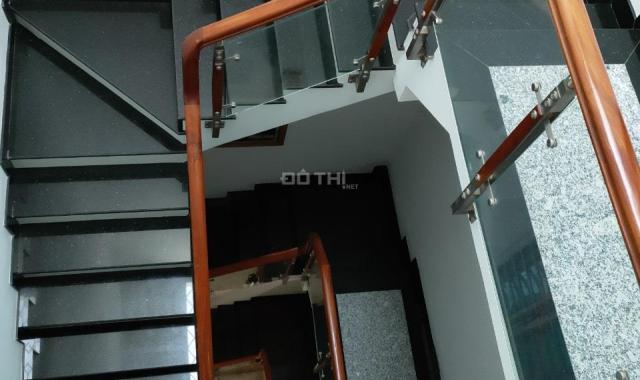 Bán nhà hẻm xe hơi Đỗ Xuân Hợp, Quận 9, nhà mới đẹp, 3 lầu, hướng Bắc giá 8.3tỷ