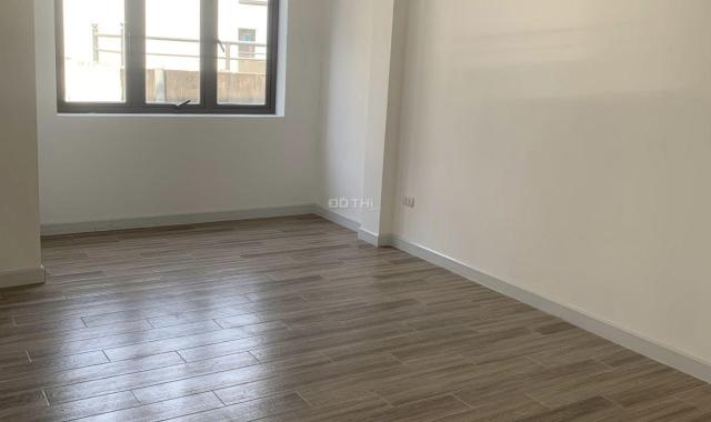Bán nhà đẹp ngõ Lệnh Cư, giá chỉ 4.5 tỷ, 38m2x6T, mới đẹp ở luôn