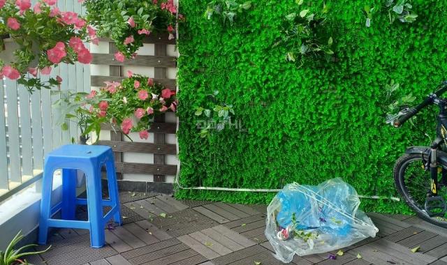 Bán căn hộ chung cư tại Dự án Golden Palace, Nam Từ Liêm, Hà Nội diện tích 105m2.3pn-2vs, lô góc.