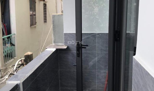 Nguyễn Văn Linh, P Bình Thuận, Q7. Trệt lầu, 3.5m x 10m, Chỉ sẹc 1, ngay đầu hẻm. Sổ HR.