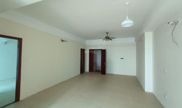 Cho thuê CHCC Báo công an nhân dân mặt đường Nghiêm Xuân Yêm - Nguyễn Xiển. DT 94m2