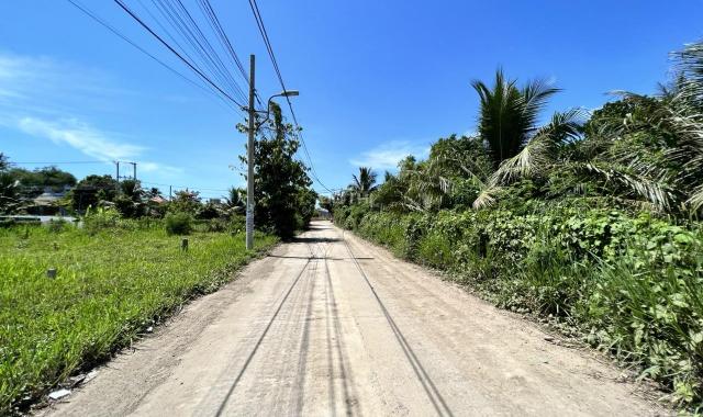 Đất mặt tiền liên hao - vĩnh ngọc cách bờ kè sông cái 300m giá 2ty270