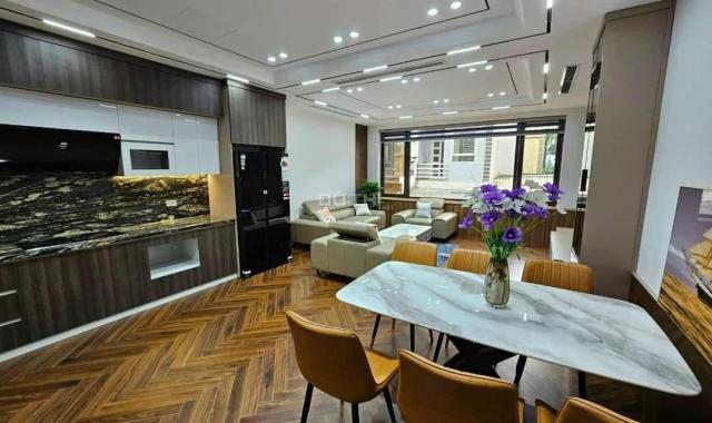 Hiếm lắm! SIÊU KD Mặt đường Nguyễn Văn Cừ! DÒNG TIỀN KHỦNG, 112m2, 6T, GIÁ 2x tỷ