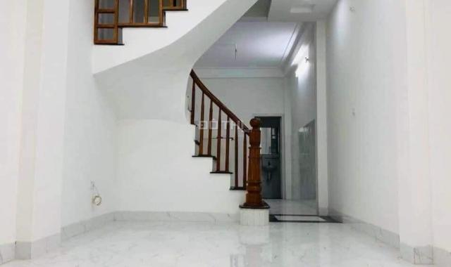 Bán nhà ngay cầu Hữu lê Hữu Hòa Thanh Trì 33m2 4 tầng nhỉnh 2.5 tỷ tí