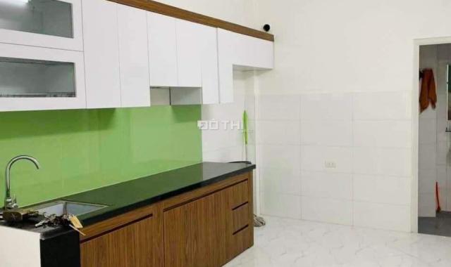 Bán nhà ngay cầu Hữu lê Hữu Hòa Thanh Trì 33m2 4 tầng nhỉnh 2.5 tỷ tí