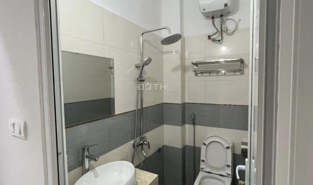 Bán nhà ngay cầu Hữu lê Hữu Hòa Thanh Trì 33m2 4 tầng nhỉnh 2.5 tỷ tí
