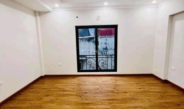 NHÀ ĐẸP ĐỨC GIANG 30m2 x 5 TẦNG 4 Phòng Ngủ - SÂN THƯỢNG SIÊU THOÁNG