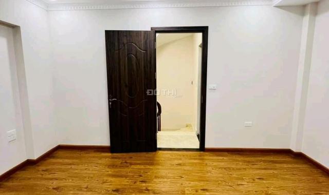 NHÀ ĐẸP ĐỨC GIANG 30m2 x 5 TẦNG 4 Phòng Ngủ - SÂN THƯỢNG SIÊU THOÁNG