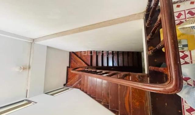 Nhà phân lô ôtô tránh kinh doanh sầm uất 60m2 phố mạc thái tổ cầu giấy