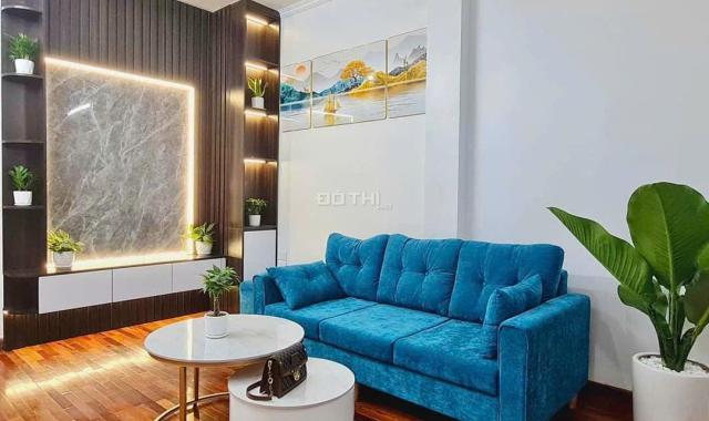 Bán nhà Hoàng Hoa Thám, Bưởi, Tây Hồ 30m2 xây 5 tầng, ngõ rộng, gần phố giá 3.85 tỷ