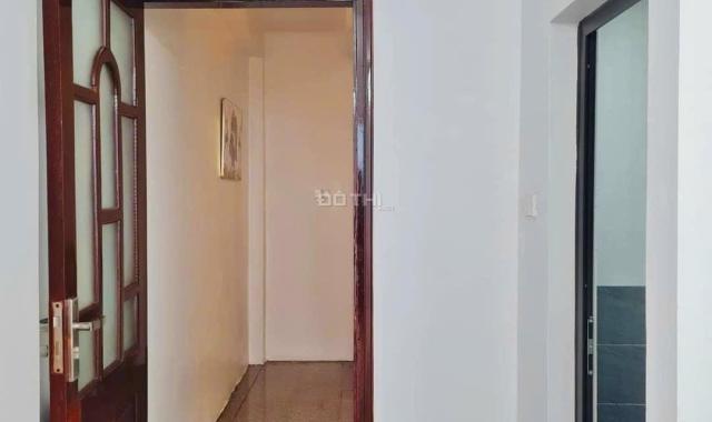 Bán nhà Hoàng Hoa Thám, Bưởi, Tây Hồ 30m2 xây 5 tầng, ngõ rộng, gần phố giá 3.85 tỷ